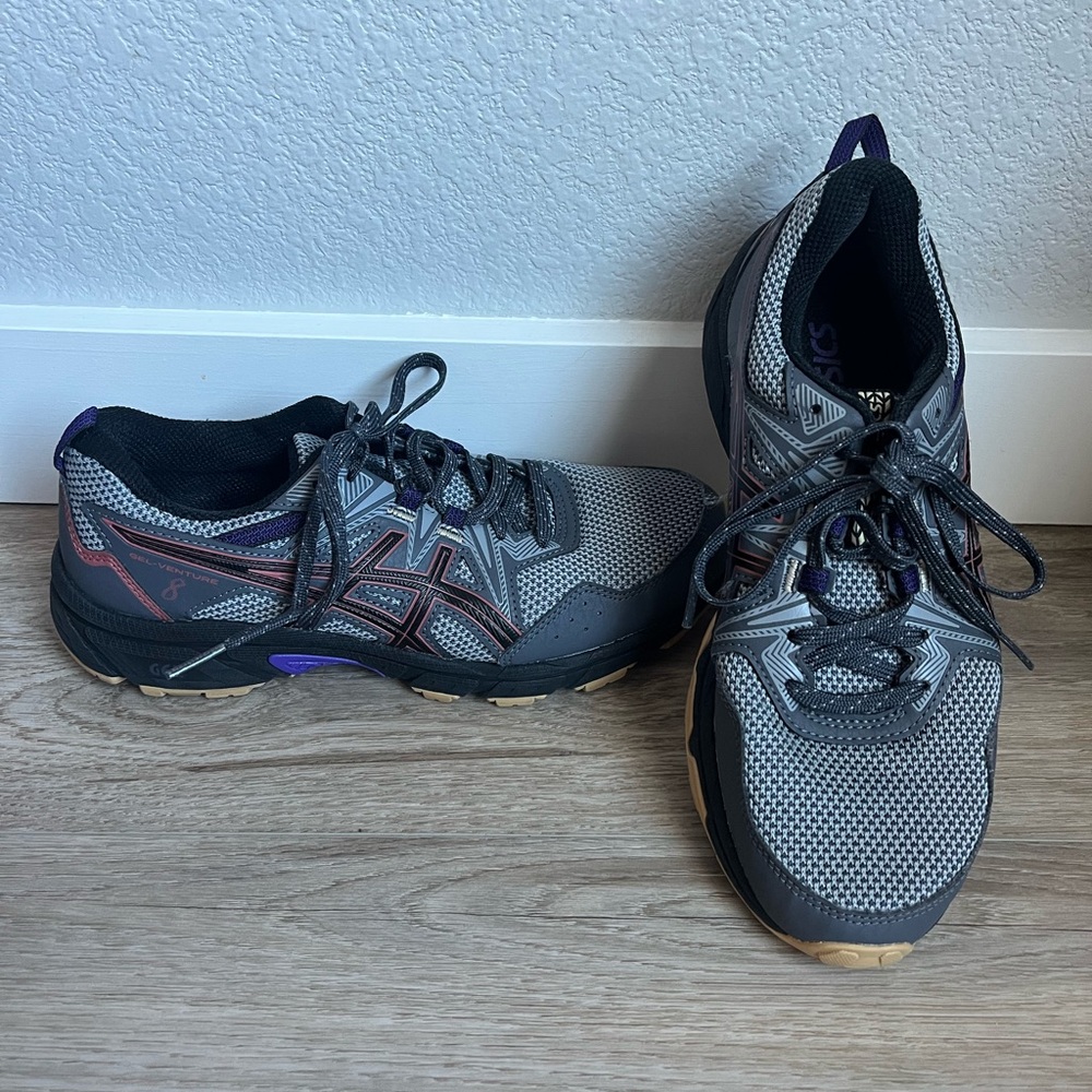 Asicsโ Gel-Venture 8 Trail Running Shoes